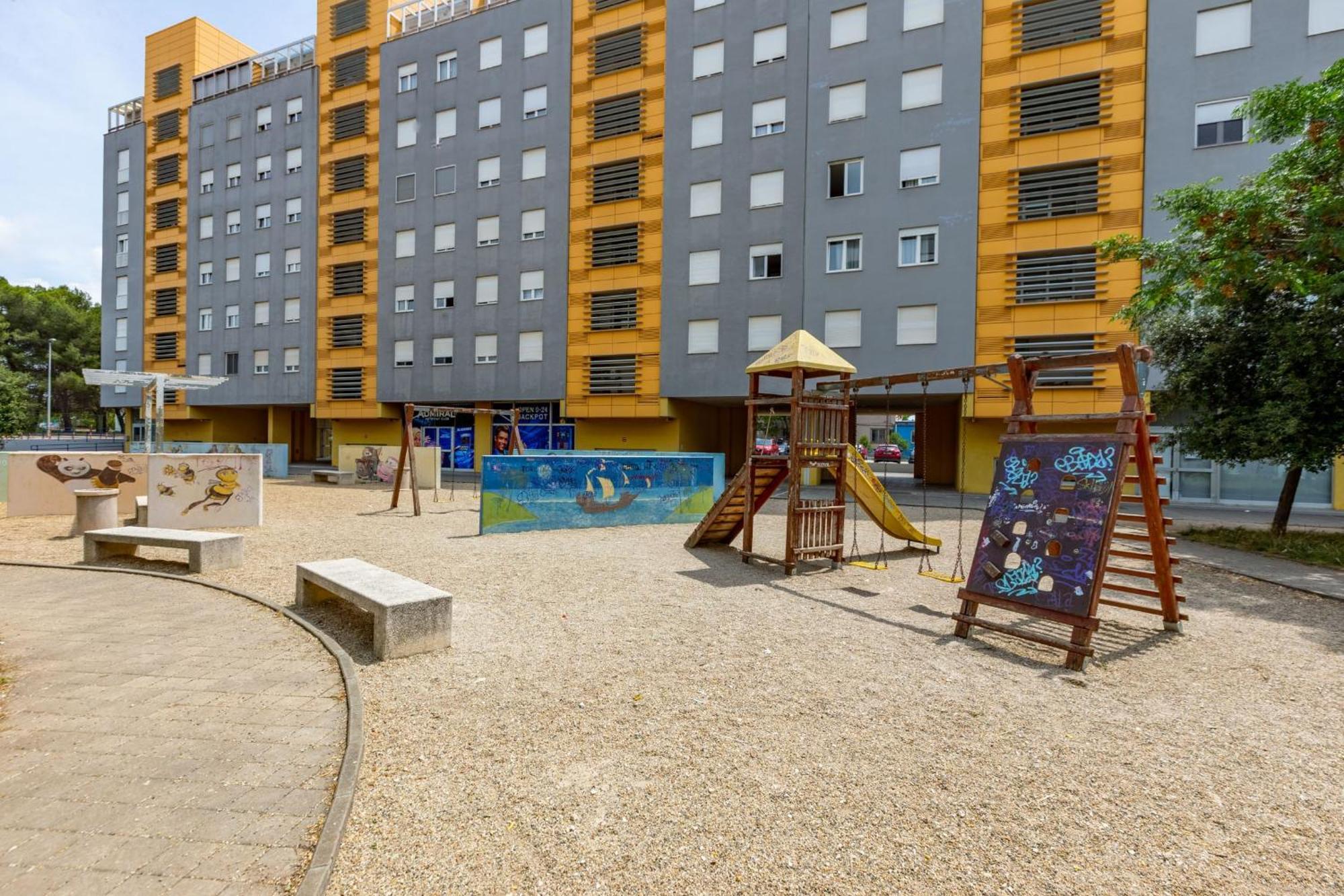 Amarena Studio With Parking Zadar Ngoại thất bức ảnh